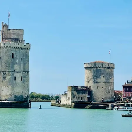 3p With Wifi At The Foot Of The Old Port Апартаменты Ла-Рошель
