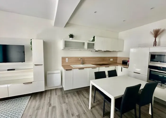 3p With Wifi At The Foot Of The Old Port Apartment